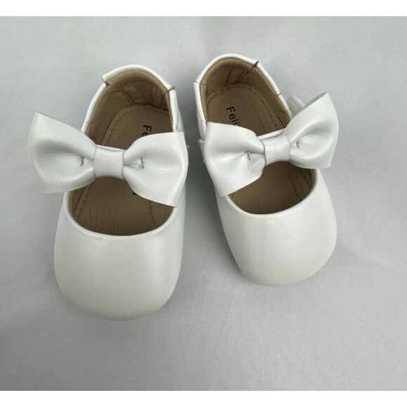 Felix & Flora Mary Jane Shoes Baby Girls Size 12 Adjustable Strap Bow MINT! - Picture 1 of 12
